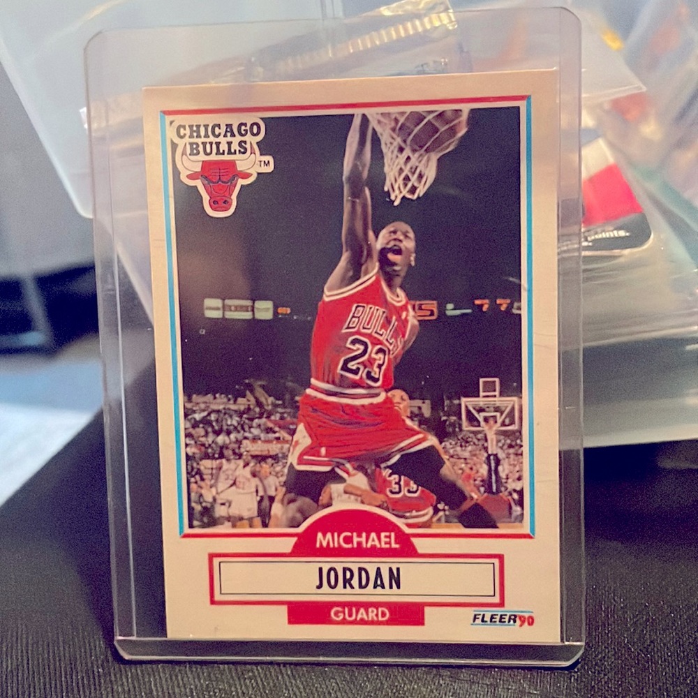 1990 Fleer Michael Jordan Card 26